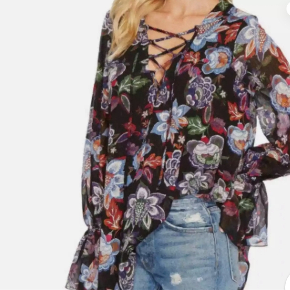 Show Me Your Mumu Perveen Pirate Lace Up Tunic Blouse